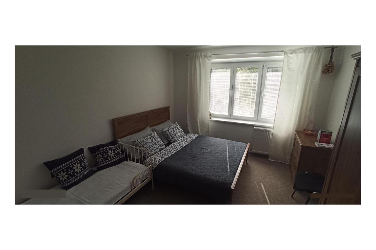 Room In Тршебонь Экстерьер фото