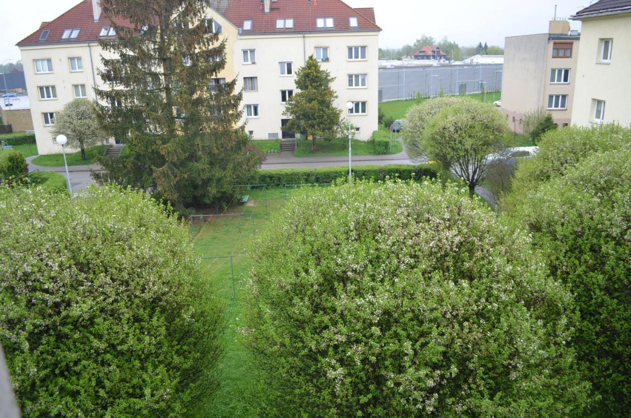 Room In Тршебонь Экстерьер фото